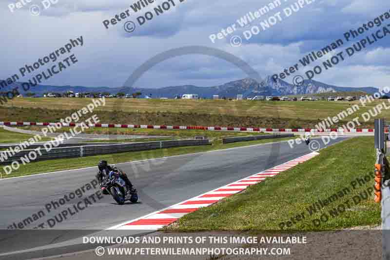 cadwell no limits trackday;cadwell park;cadwell park photographs;cadwell trackday photographs;enduro digital images;event digital images;eventdigitalimages;navarra;no limits trackdays;peter wileman photography;racing digital images;trackday digital images;trackday photos